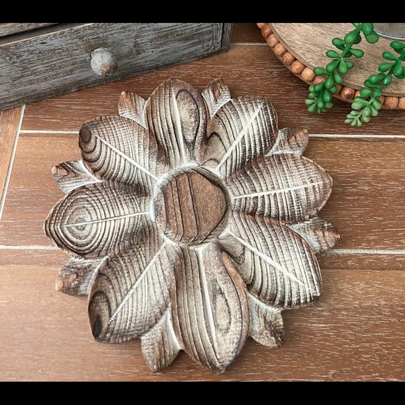 Accents New Rustic Flower Wood Wall Decor Poshmark